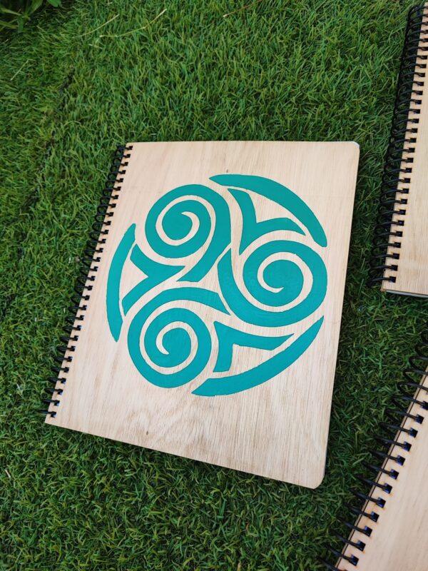 Cuaderno de madera personalizable Flujo Infinito