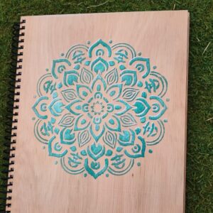 Cuaderno de madera personalizable Colores de la Conciencia